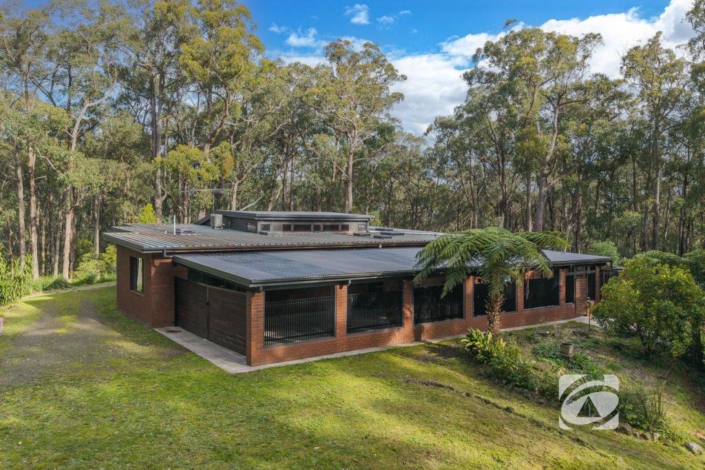 512 Bourkes Creek Rd, Pakenham Upper, VIC 3810