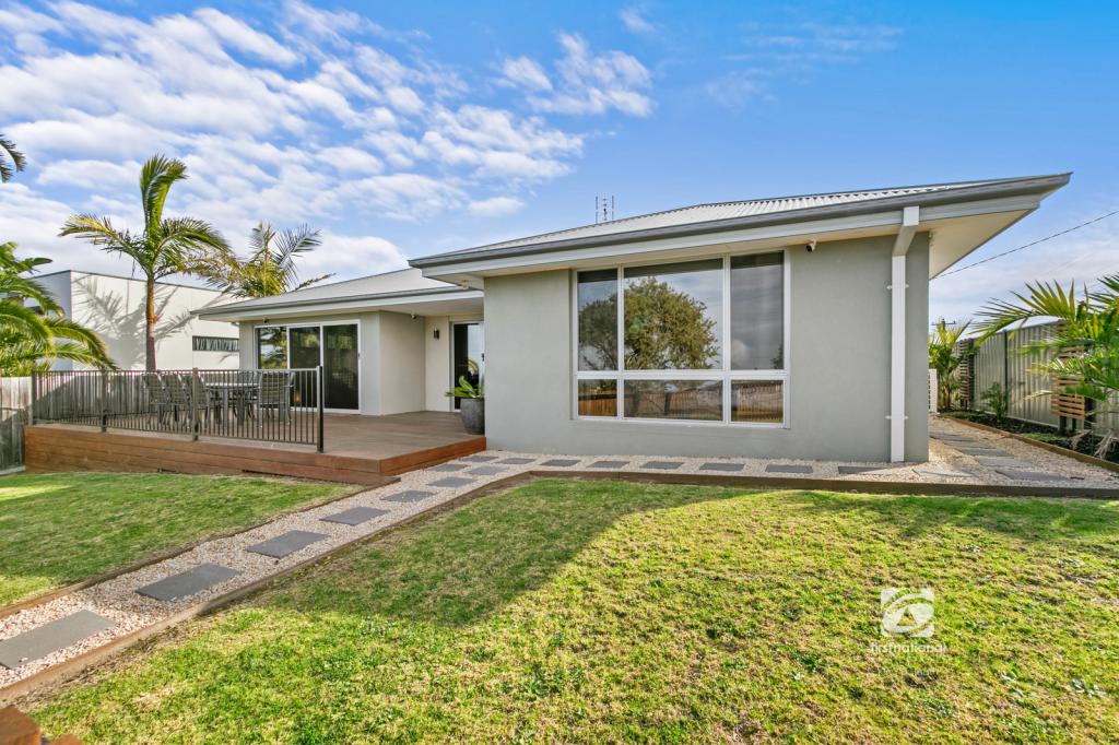 121 Myer St, Lakes Entrance, VIC 3909