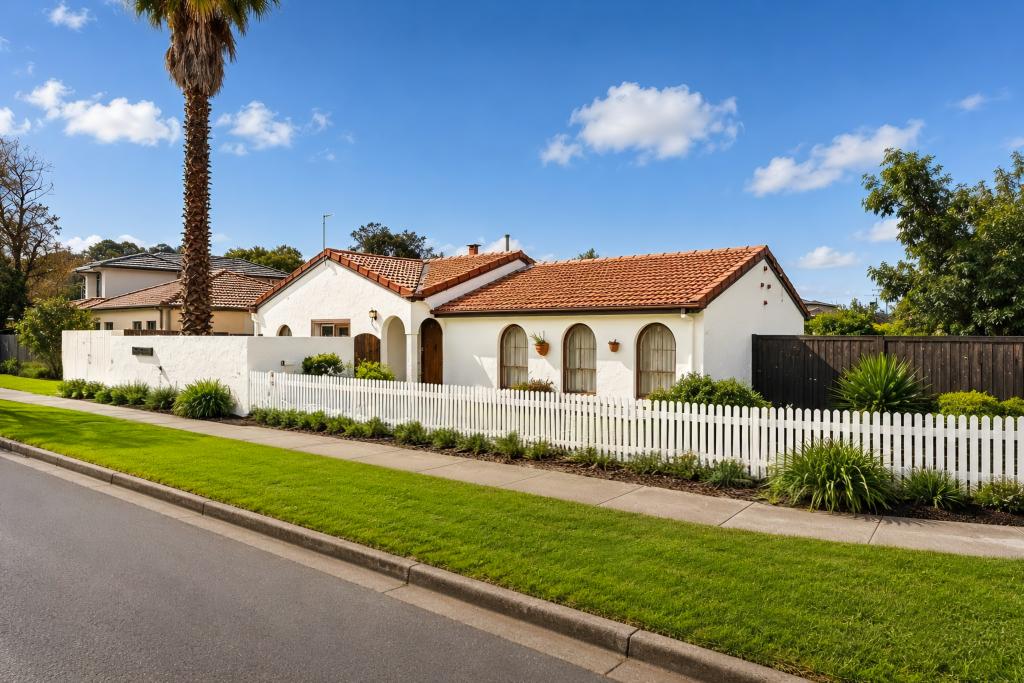 110 Hillcrest Rd, Frankston, VIC 3199