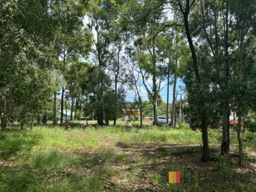 220 Kate St, Macleay Island, QLD 4184