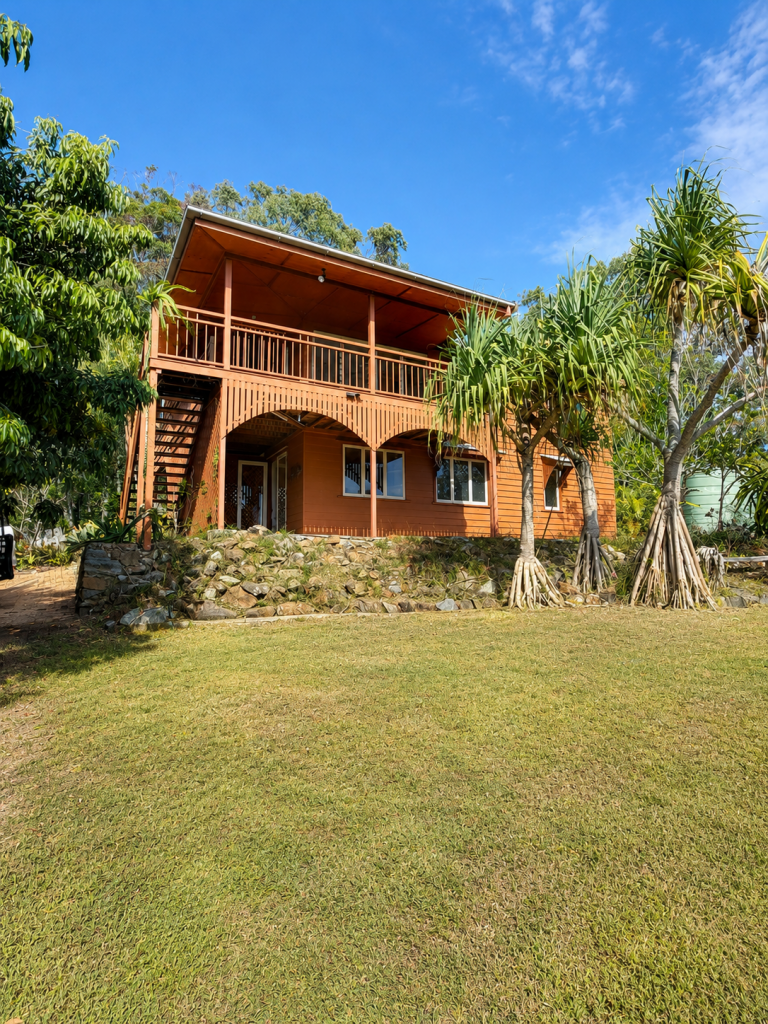 2 Gibbons Ct, Agnes Water, QLD 4677