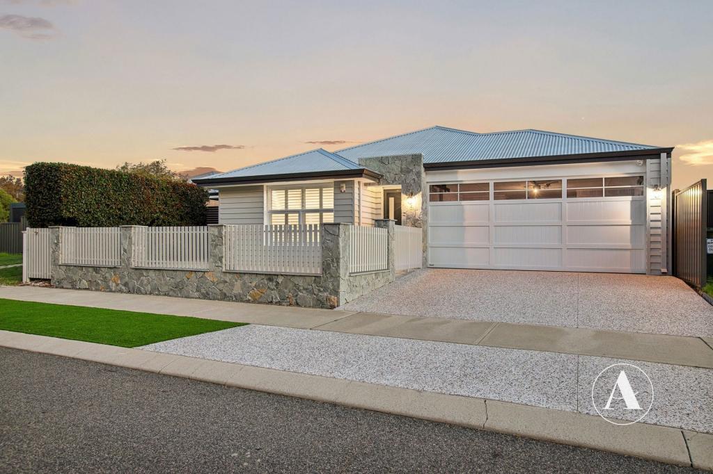 4 OAKLAWN ST, HILBERT, WA 6112