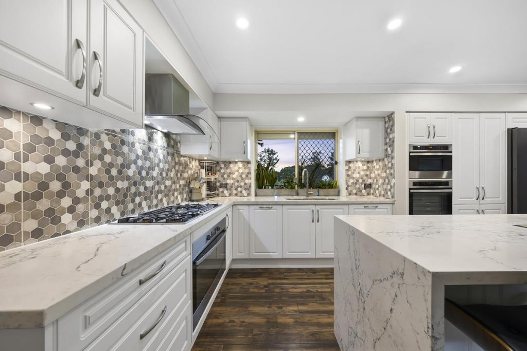 33 Gladstone St, Moorooka, QLD 4105