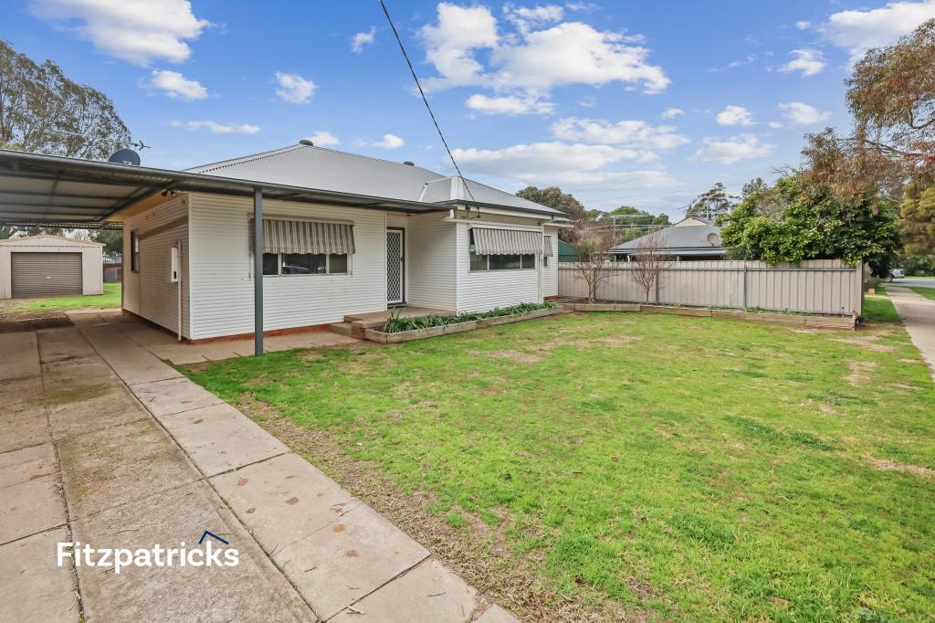 2 Ziegler Ave, Kooringal, NSW 2650