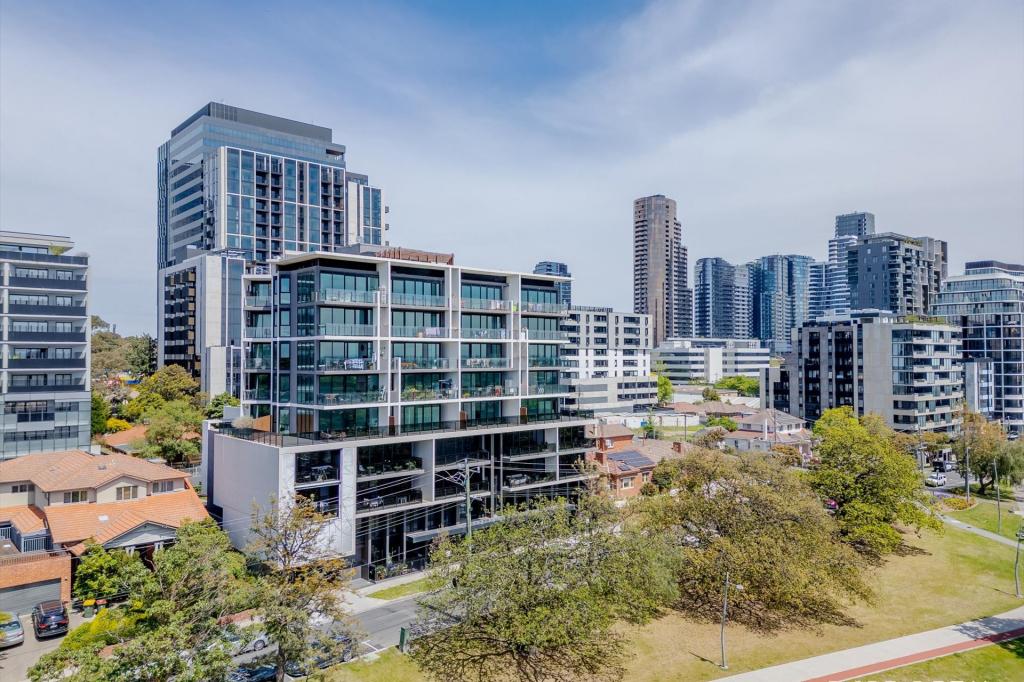 P02/5-7 IRVING AVE, BOX HILL, VIC 3128