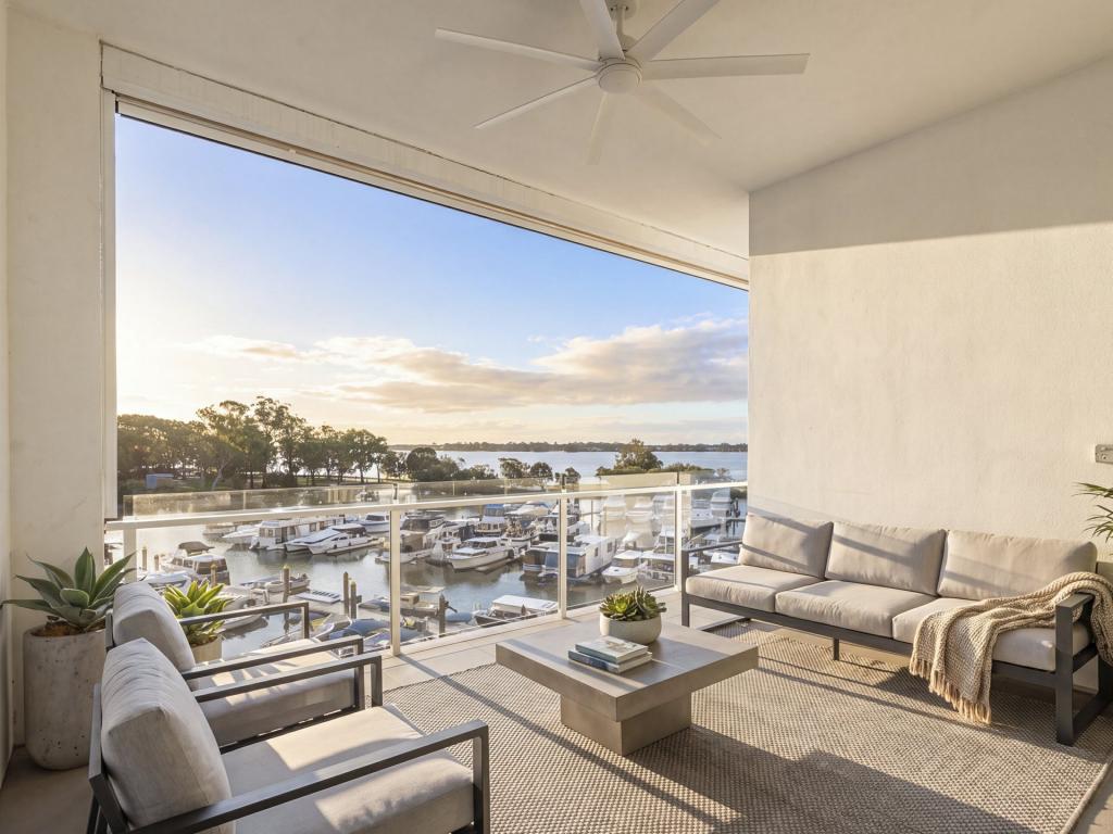 126/3-5 Spinnaker Dr, Sandstone Point, QLD 4511