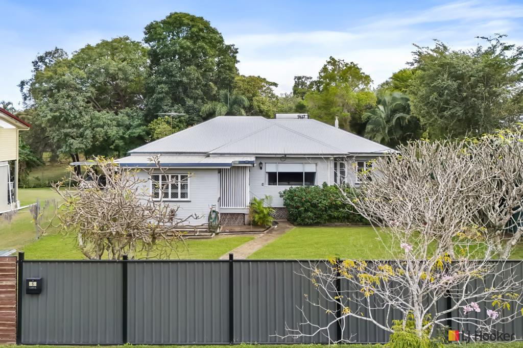 5 BOURKE ST, PARK AVENUE, QLD 4701