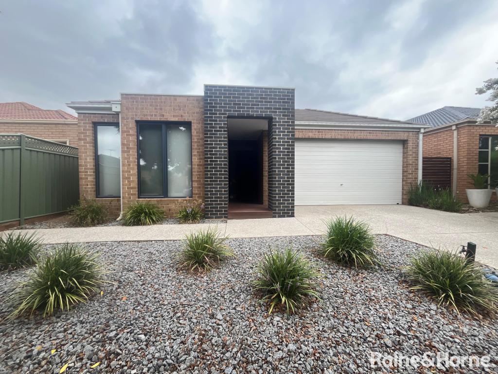 18 Gardenia Way, Caroline Springs, VIC 3023