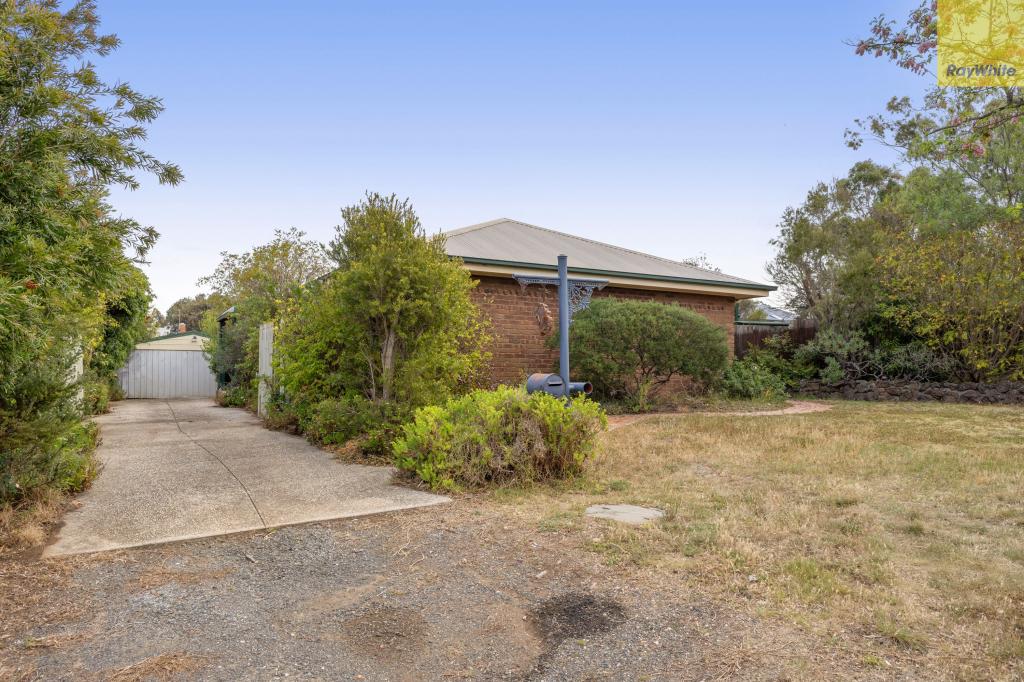 9 Ryan Ct, Bacchus Marsh, VIC 3340