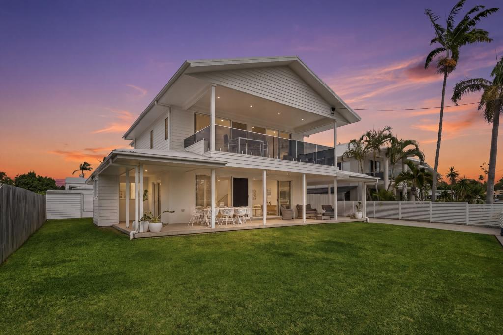 53 Esplanade, Point Vernon, QLD 4655