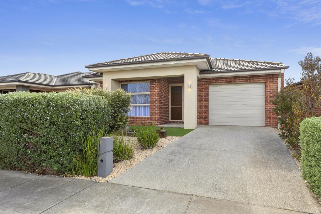 8 Chucklecreek Lane, Armstrong Creek, VIC 3217