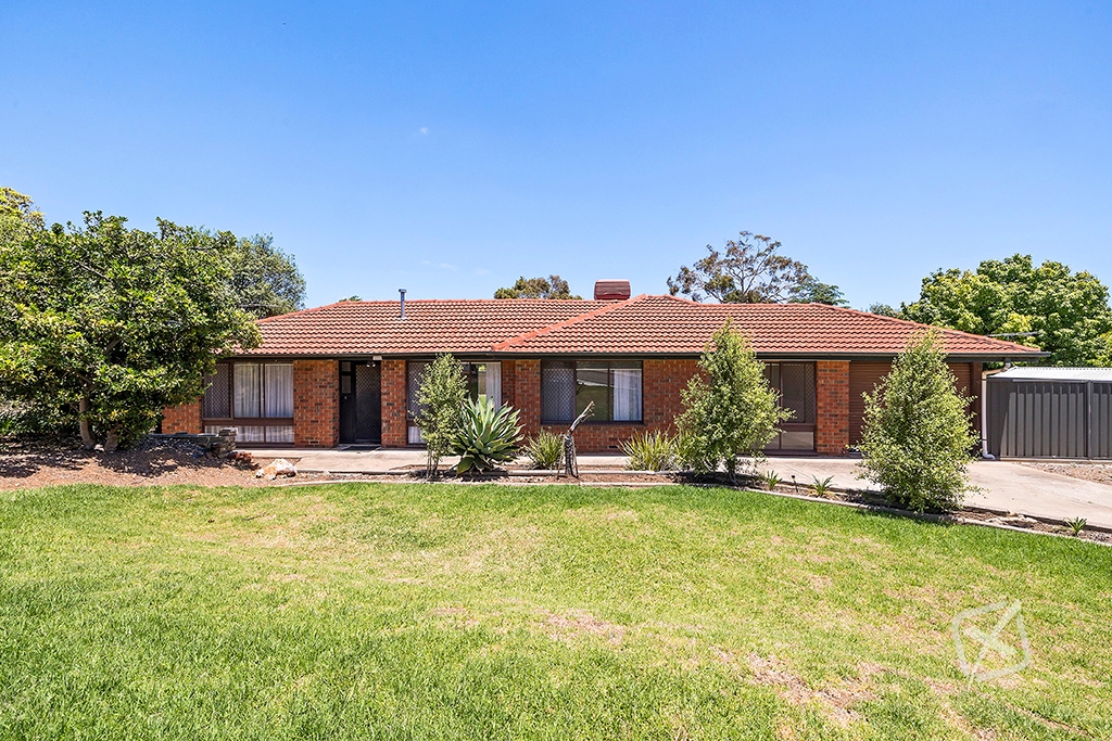 1 Bovard Ct, Trott Park, SA 5158