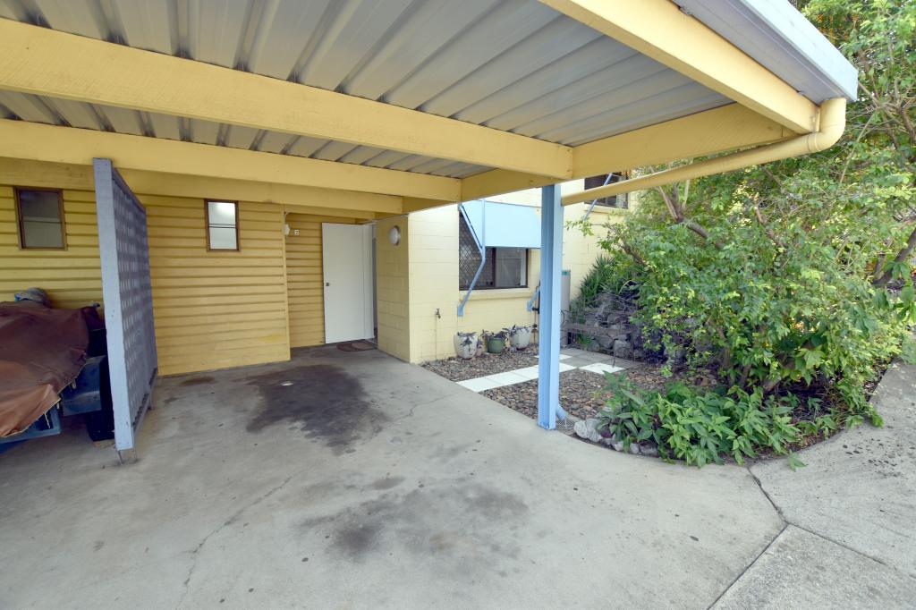 2/8 Oaka Lane, Gladstone Central, QLD 4680