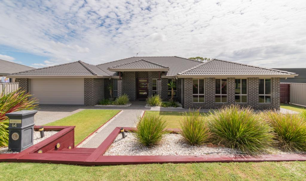 64 Doncaster Dr, Rosenthal Heights, QLD 4370