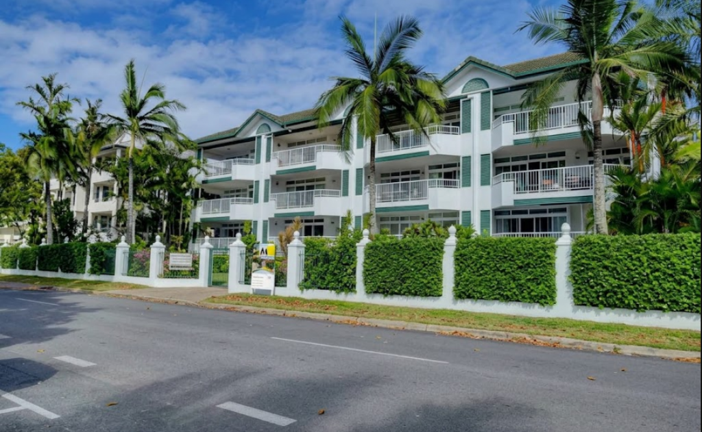 8/59-61 VASEY ESP, TRINITY BEACH, QLD 4879