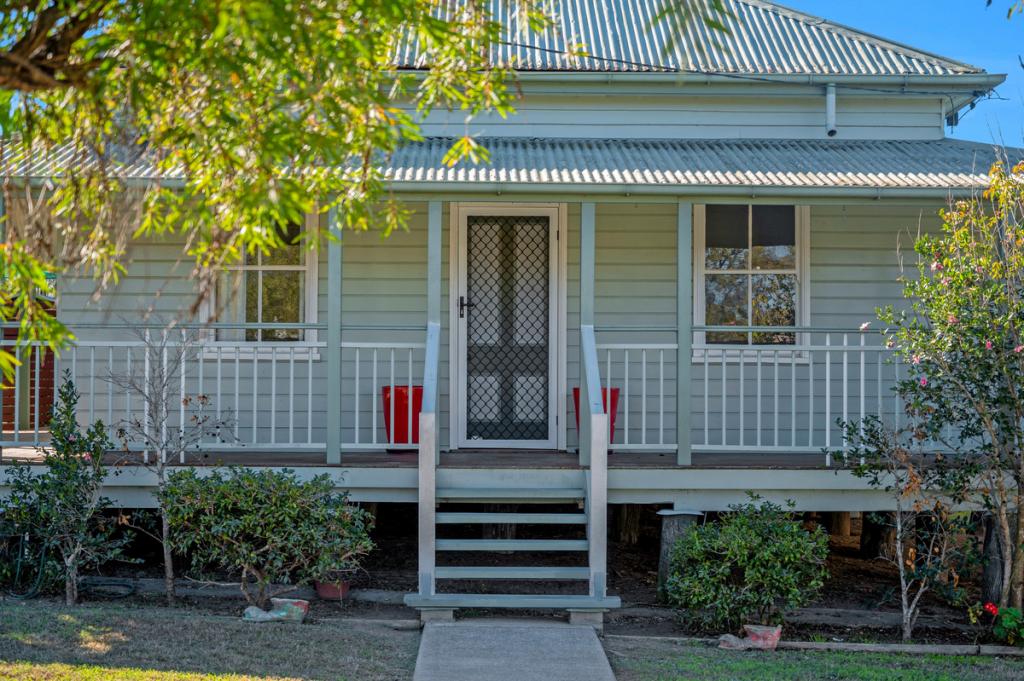 211 Pratten St, Warwick, QLD 4370