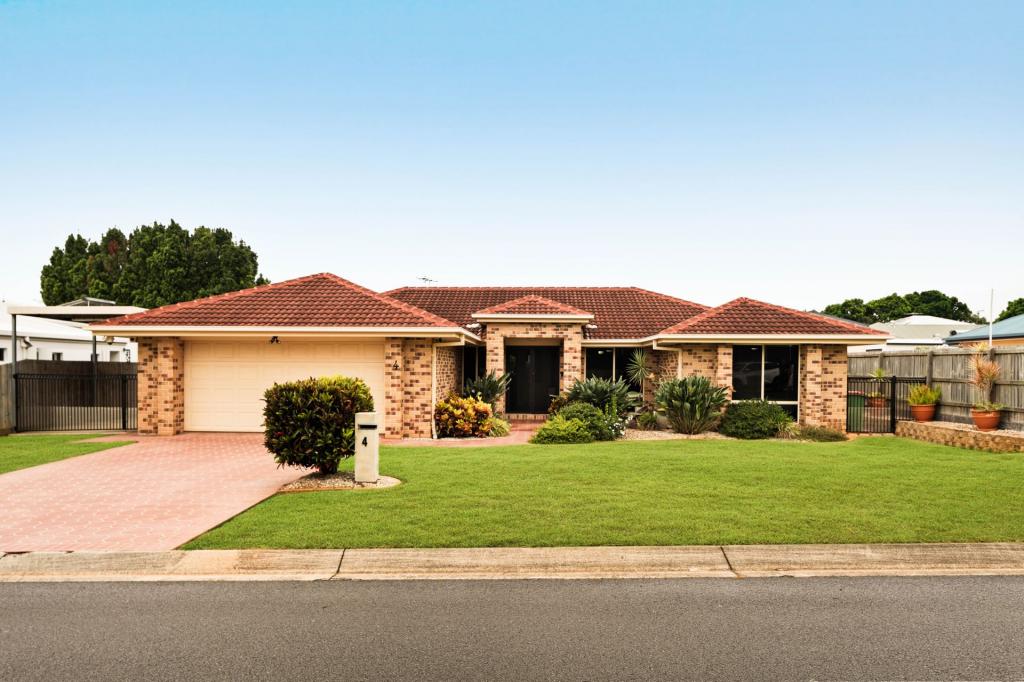 4 Highland St, Redland Bay, QLD 4165