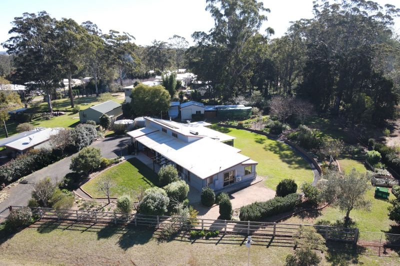 18 William St, Pechey, QLD 4352