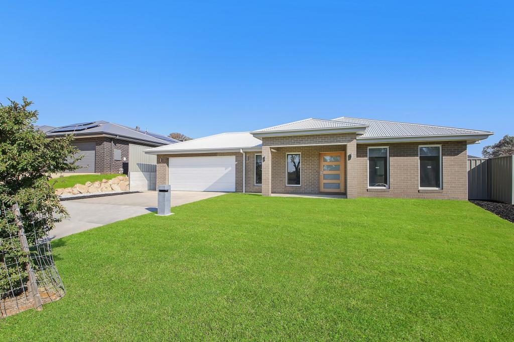35 BOWERBIRD CT, THURGOONA, NSW 2640