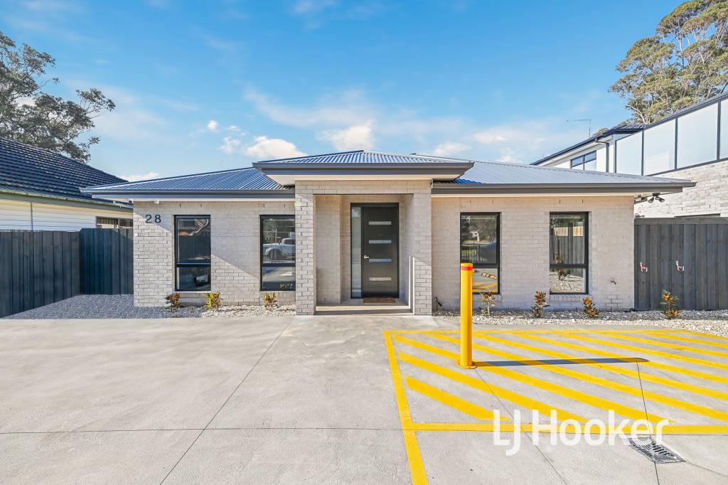 28 Scott St, Cranbourne, VIC 3977