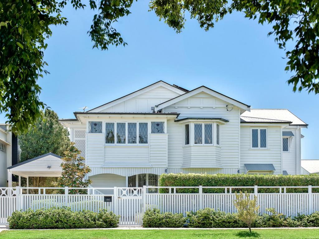 44 TWELFTH AVE, KEDRON, QLD 4031