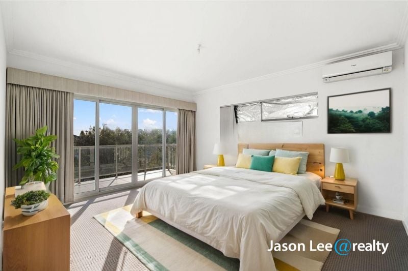 39 Caledonia Loop, North Coogee, WA 6163