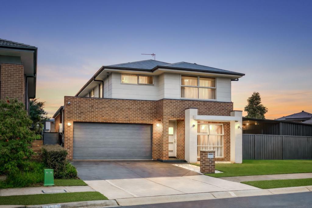 27 EVERARD TCE, MARSDEN PARK, NSW 2765