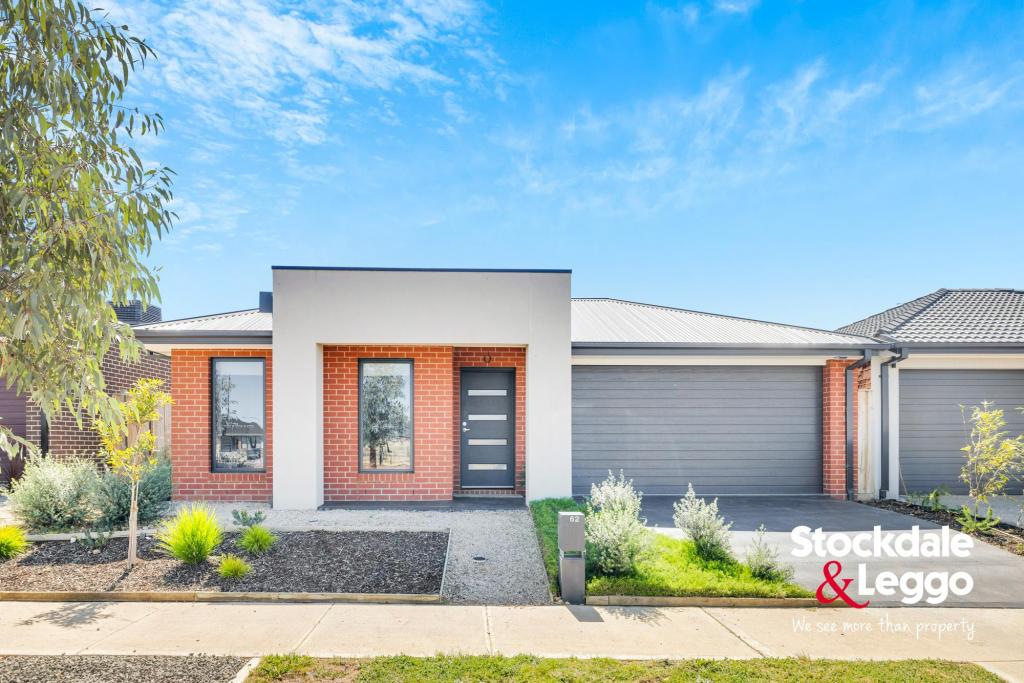 62 Carfin Cct, Thornhill Park, VIC 3335