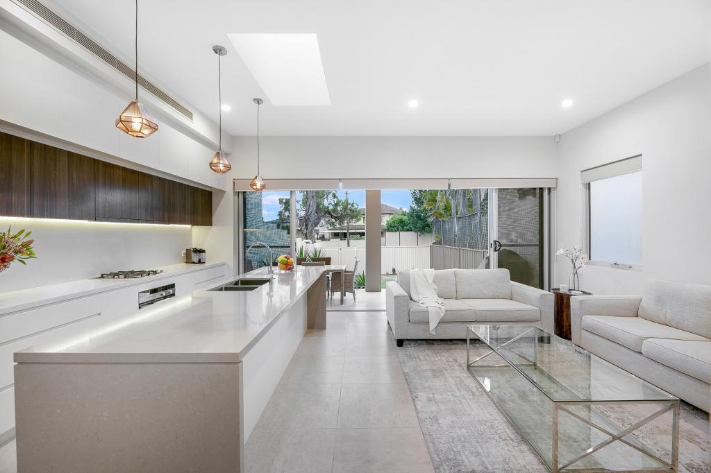 37a Maiden St, Greenacre, NSW 2190