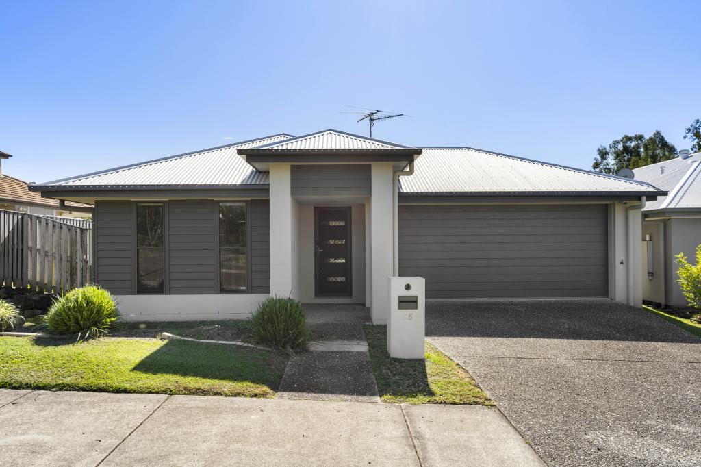 65 Sanctuary Pkwy, Waterford, QLD 4133
