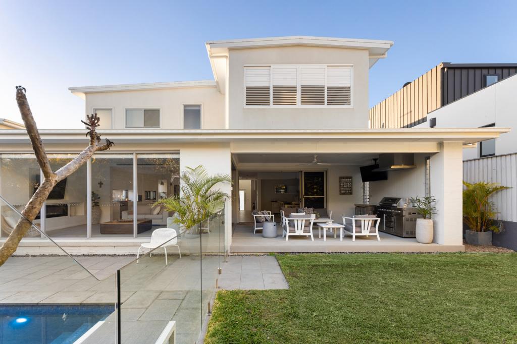 14 Brolga Ave, Greenhills Beach, NSW 2230
