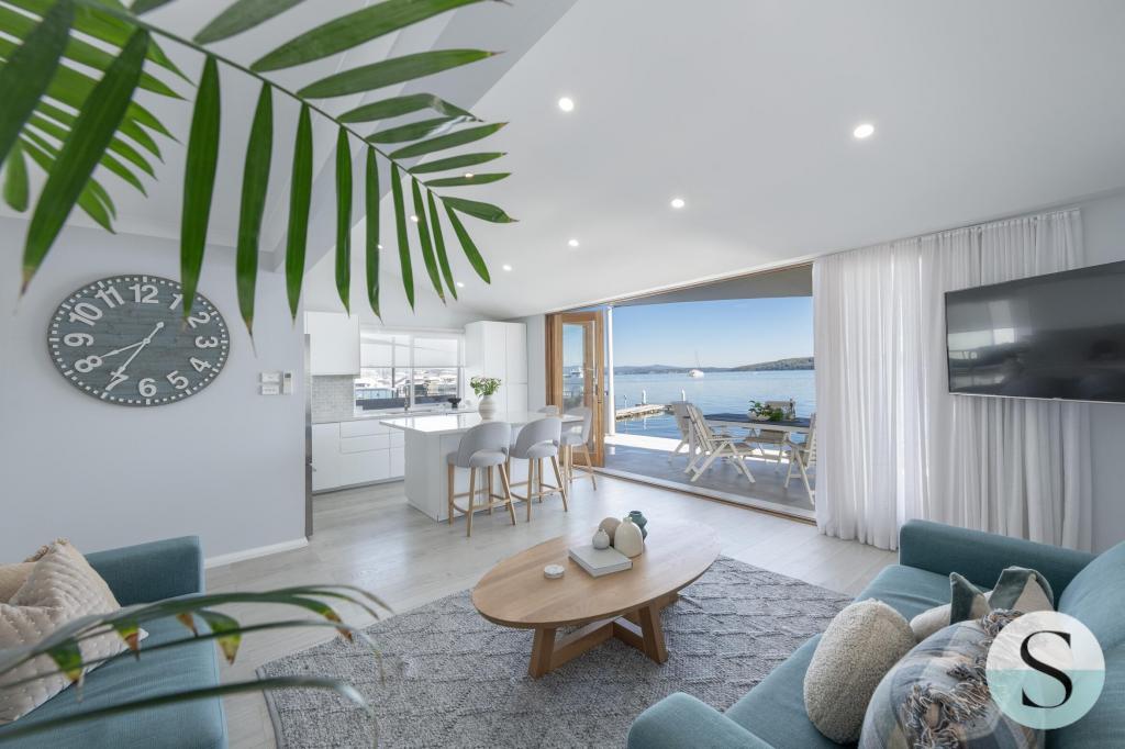 93 Marks Point Rd, Marks Point, NSW 2280