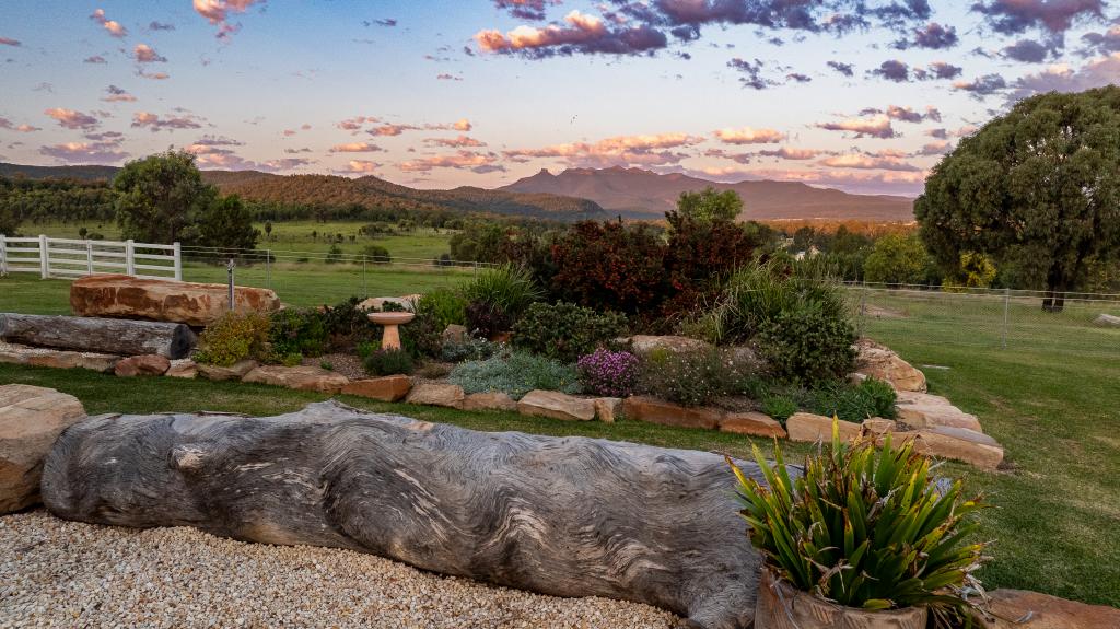 1613 Kaputar Rd, Bullawa Creek, NSW 2390