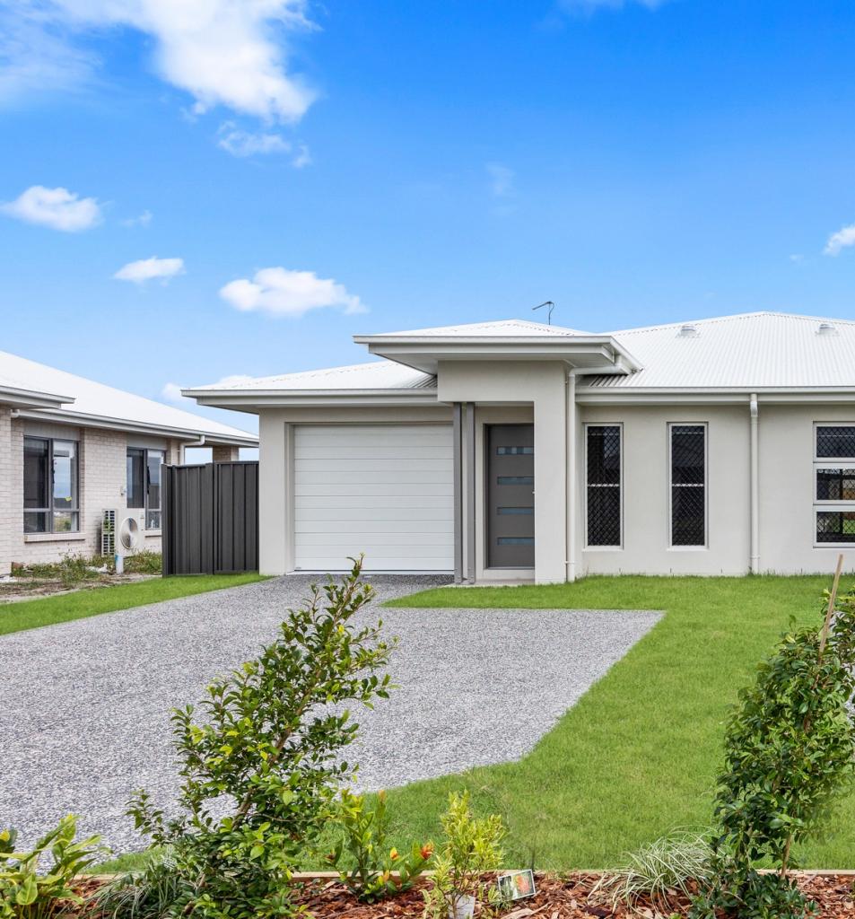 1/7 North Lakes Cct, Burrum Heads, QLD 4659
