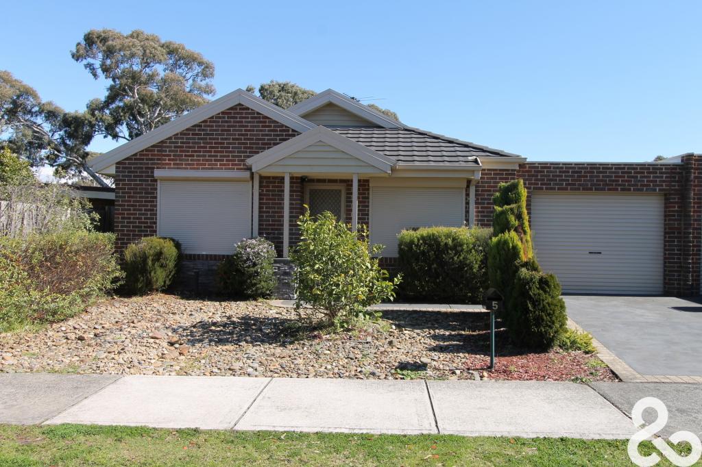 5 Doomben Dr, Mill Park, VIC 3082