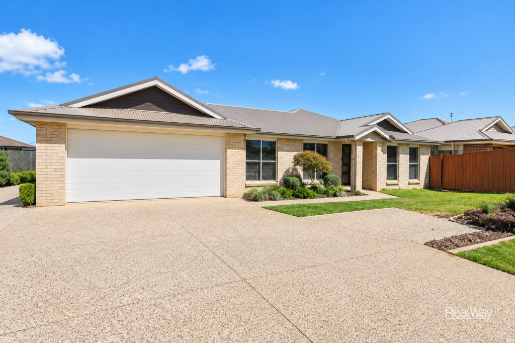1/27 Highgrove Dr, Highfields, QLD 4352
