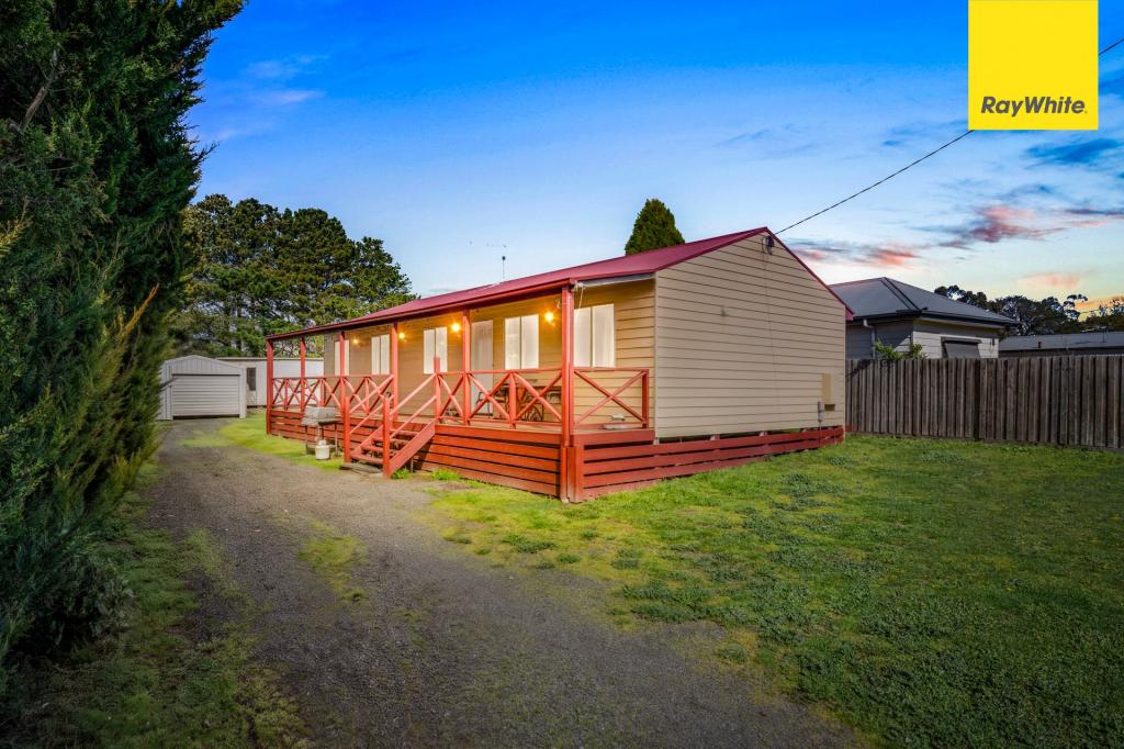 27 Walsh St, Ballan, VIC 3342