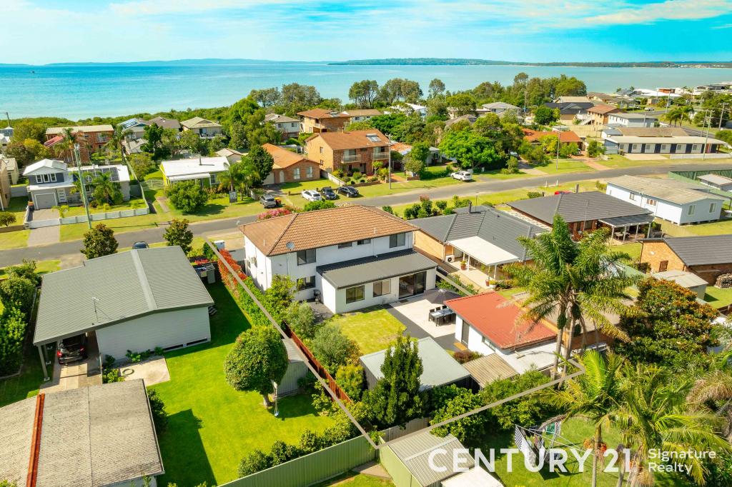 8 Lennox Rd, Callala Beach, NSW 2540