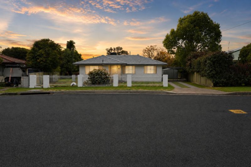 35 Oak St, South Tamworth, NSW 2340