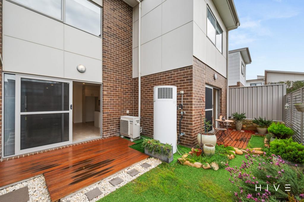 52/1 Bakewell St, Coombs, ACT 2611