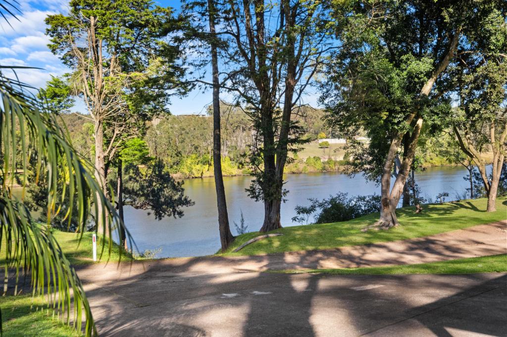 40a Holmes Dr, Cumberland Reach, NSW 2756