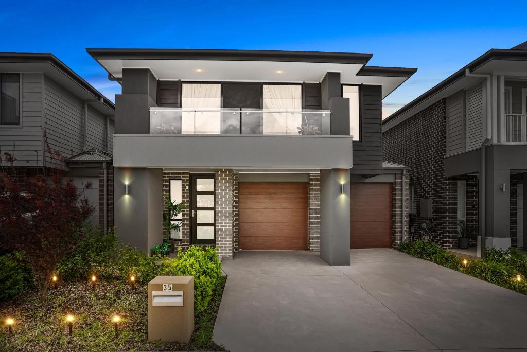 35 Vanderfield Cres, Oran Park, NSW 2570