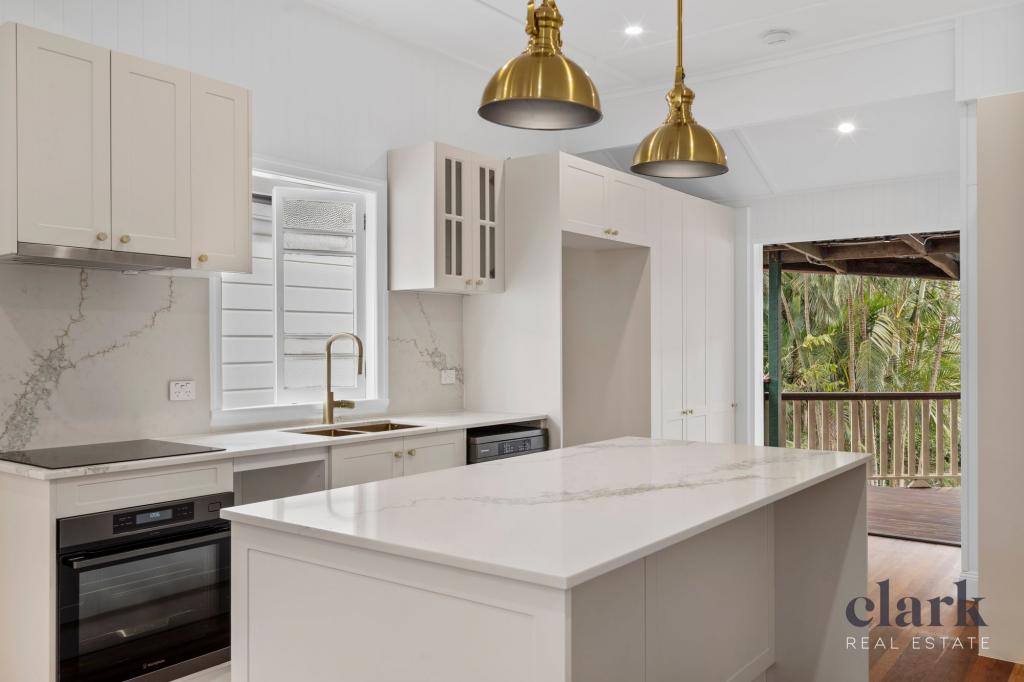 18a Wooloowin Ave, Wooloowin, QLD 4030