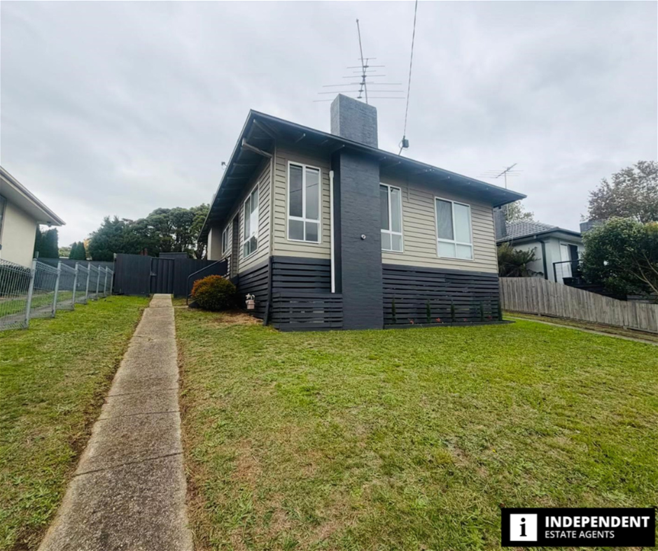16 Burton St, Warragul, VIC 3820