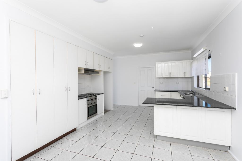 9 Mineral Rd, Oak Flats, NSW 2529