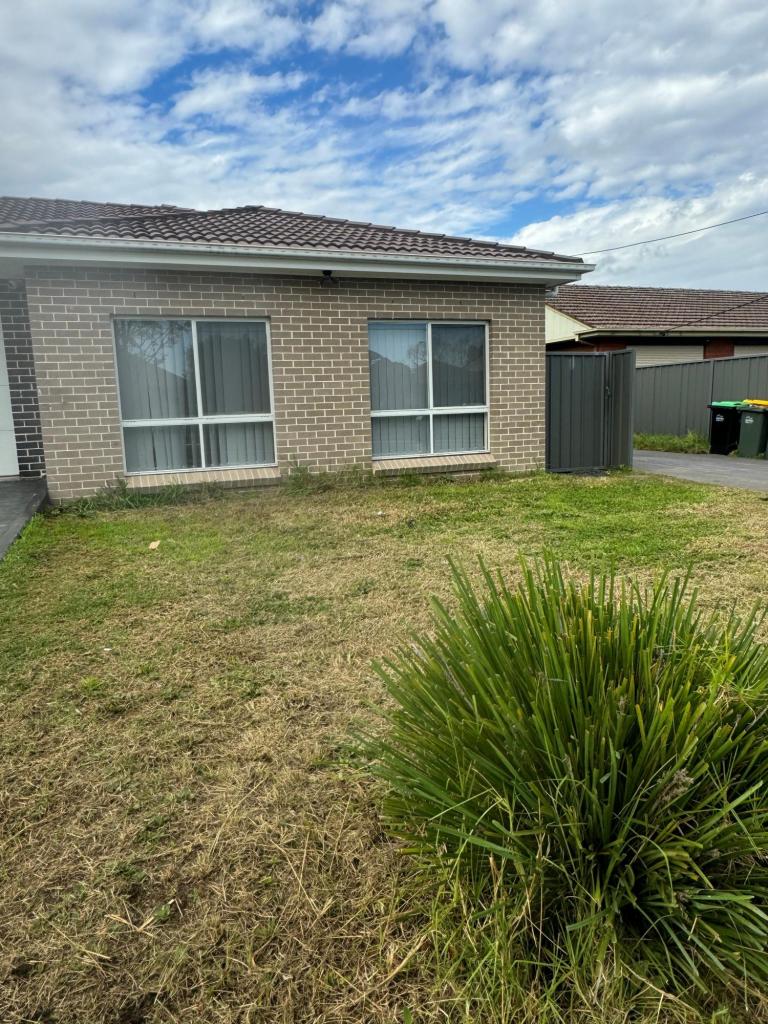 123a King Rd, Fairfield West, NSW 2165
