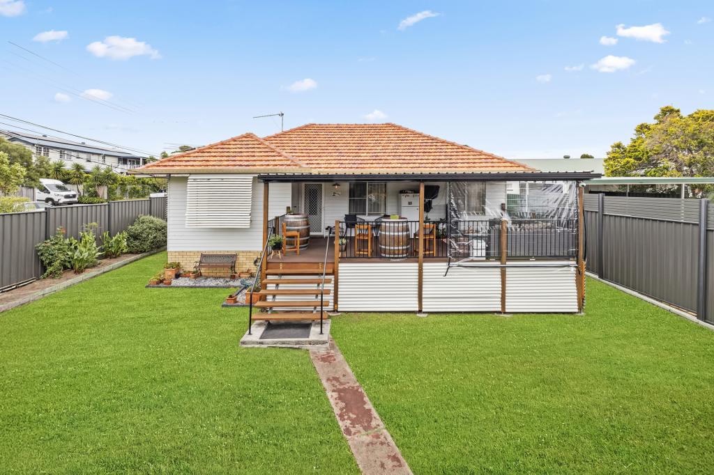 3 Bushing St, Wynnum West, QLD 4178