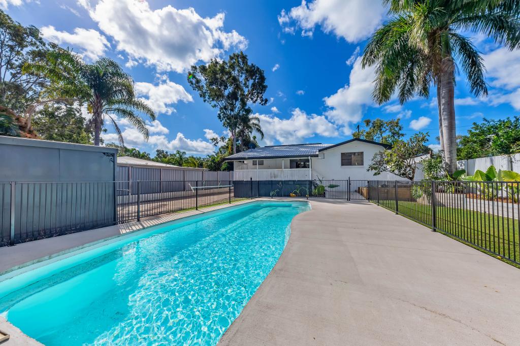 6 PICANINNI CL, CANNONVALE, QLD 4802