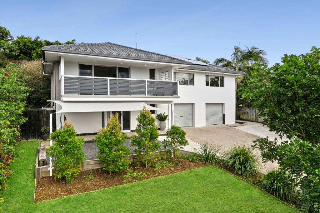 18 Orient Dr, Sunrise Beach, QLD 4567