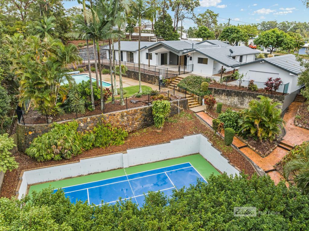 62 Russell St, Everton Park, QLD 4053